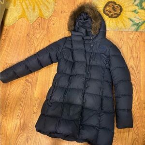 Womens Northface Coat, size med Navy Blue, excellent condition